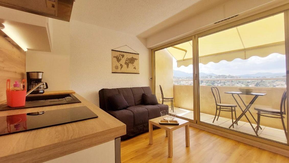 Studio Chez Nanie Residence Le Concorde Cannes Marina Mandelieu Eksteriør billede